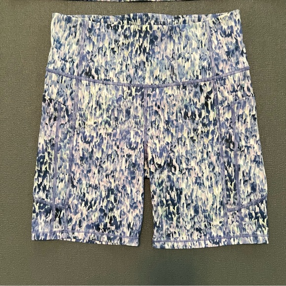 Athleta workout Set Ultimate muscle tank top & shorts, size M, purple and blue - Picture 9 of 15